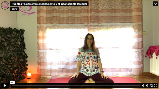 Práctica: Puentes físicos entre el consciente y el inconsciente (15 min)