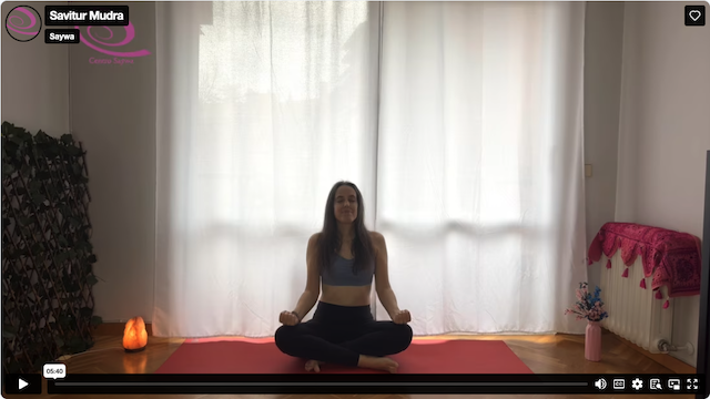 Minipráctica: 5 min de Mudra para la melancolía (Savitur)
